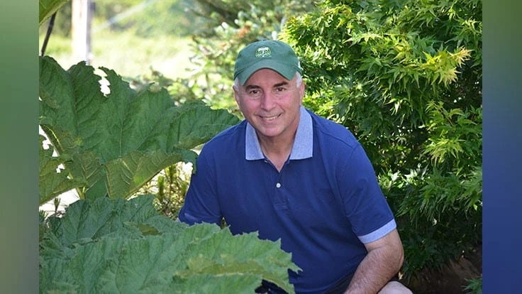 Vinny Grasso, west coast nursery manager