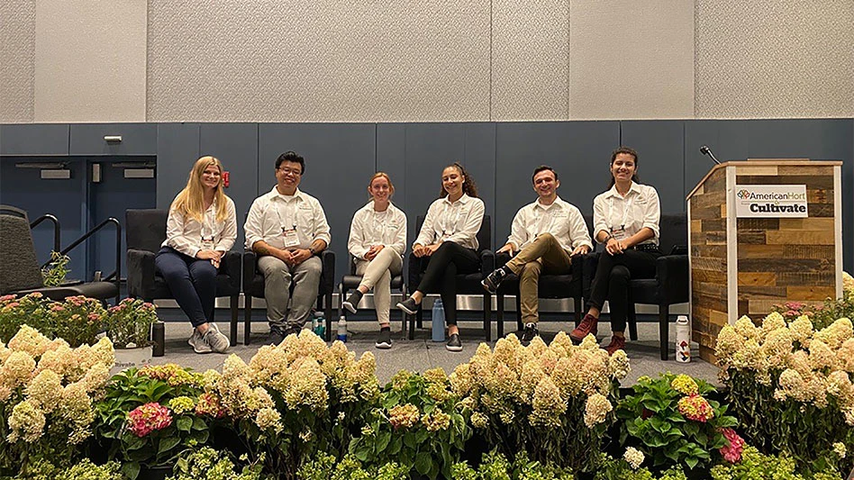 (L-R) Regan Draeger, Armando Villa-Ignacio, Taylor DeLand, Kaitlin Swiantek, Brandan Shur and Hamilton Crockett