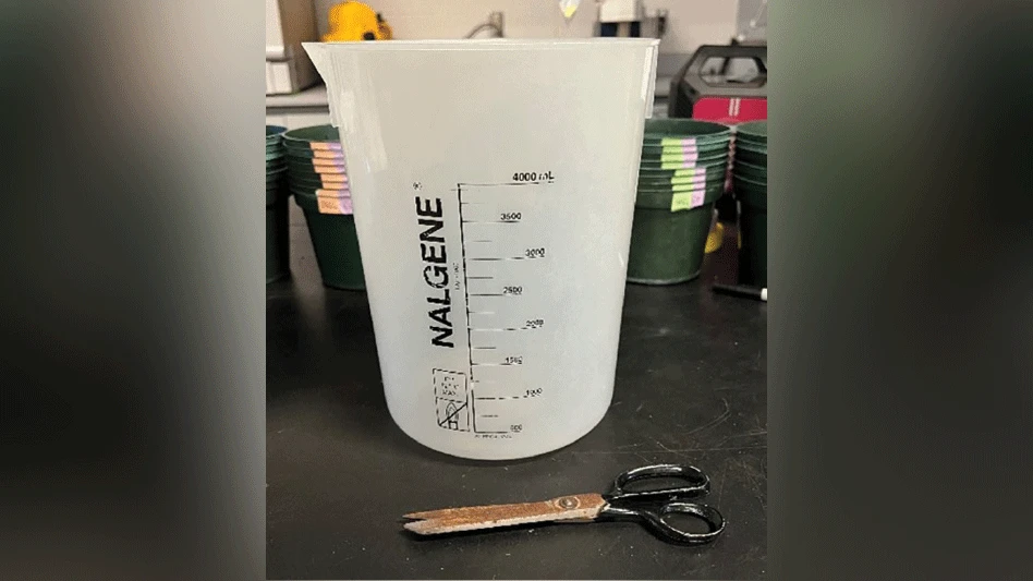 Figure 1. Pitcher used to measure out 8-liters of substrate in 4-liter increments.