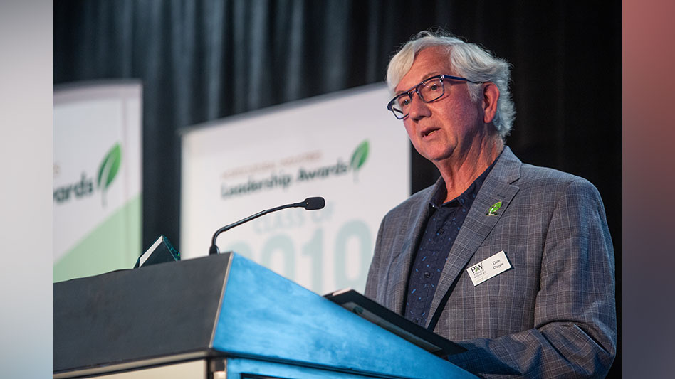 Dale Deppe speaks after receiving a Horticultural Industries Leadership Award, 2018.